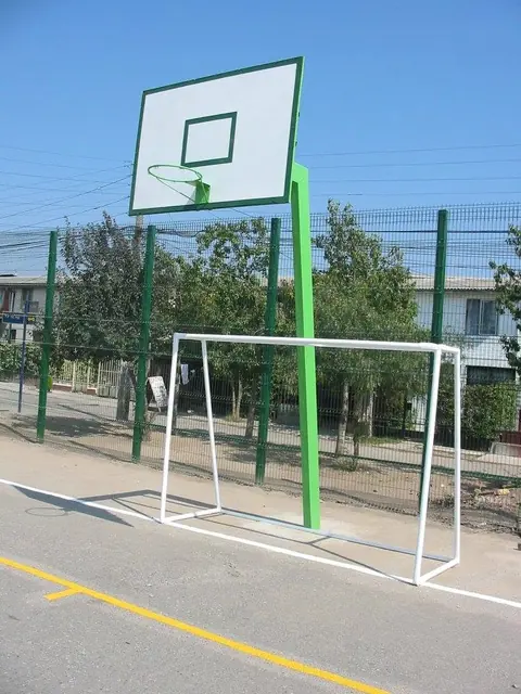 Arco y tablero de multicancha